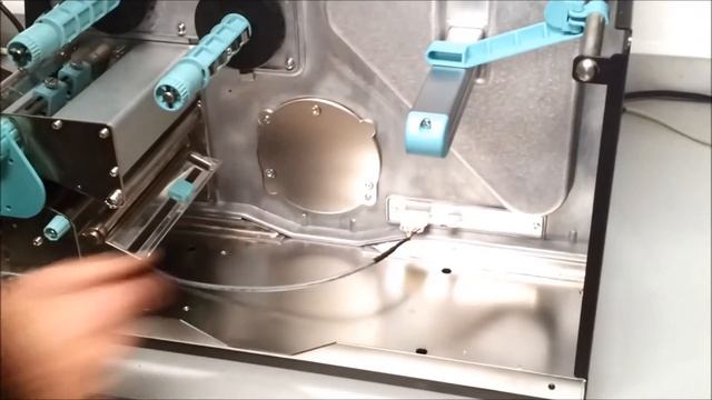 Godex EZ-2050 / EZ-2150 / EZ-2250i / EZ-2350i: Instalación Del Cortador Rotatorio