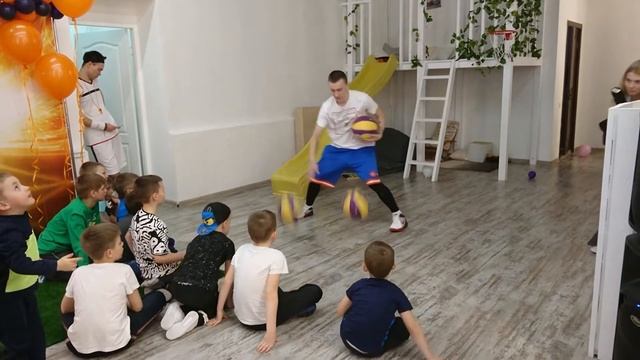 Sky-Star Basketball Freestyle Для детей :) смотреть онлайн