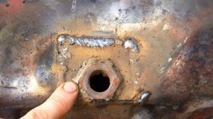 Ремонт масляного поддона ввариваем резьбу