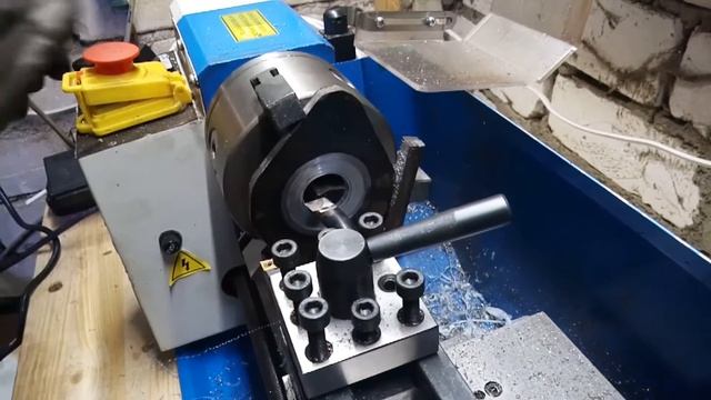 Рассточить фланец на маленьком токарном, возможно! смотреть онлайн