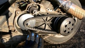 Как увеличить тягу китайского скутера? Шайба в вариатор!