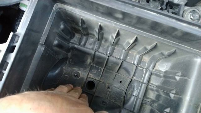 CHERY TIGGO 4 - замена воздушного фильтра. Это просто. смотреть онлайн