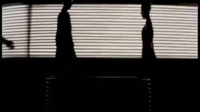 Между нами небо (по фильму 