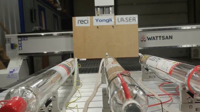 Какая лазерная трубка СО2 круче_ Reci, Yongli, Lasea [Сравнение, эксперимент] смотреть онлайн