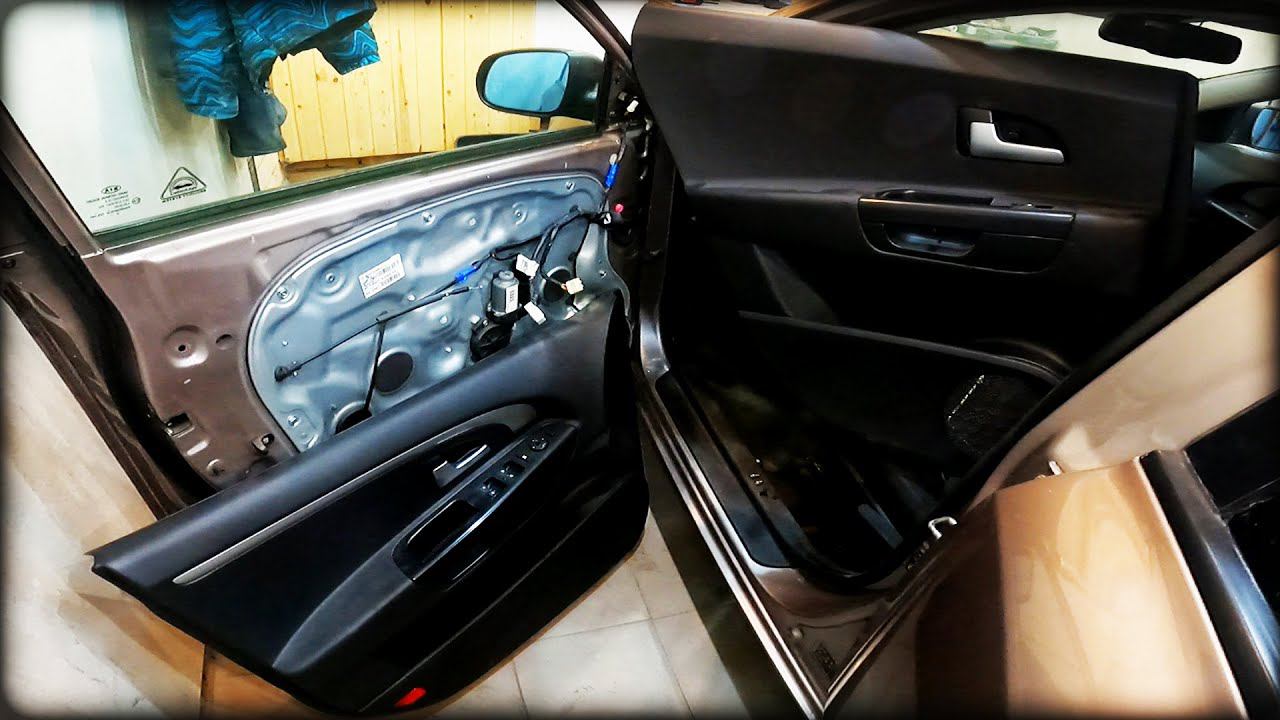 Снимаем дверные карты передних/задних дверей KIA Ceed 2010-2012год смотреть онлайн