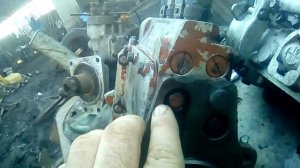 Топливный насос мтз на т 40.