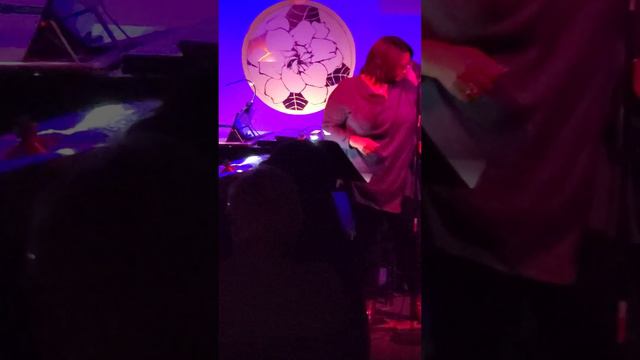 Kim at The Gardenia 4-4-23 (I Remember You) смотреть онлайн