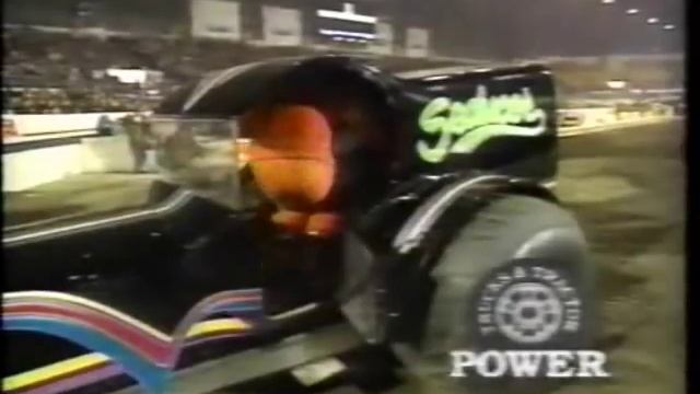 Indy Super Pull Two Wheel Drive 1994 Part Two смотреть онлайн