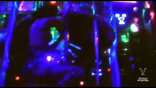 БАР "Белый Медведь", Заезды Чехова смотреть онлайн