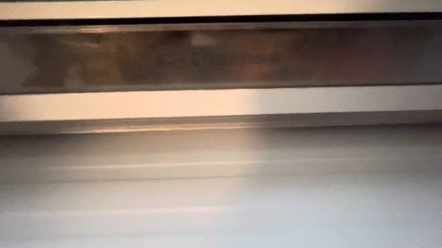 Hisense 20.60-cu ft French Door Refrigerator with Ice Maker (Stainless Steel) Model #HRF208N6BSE смотреть онлайн