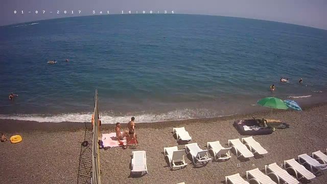 Вебкамера "Пляж Дубны". Запись 01.07.2017 14:00:05 смотреть онлайн