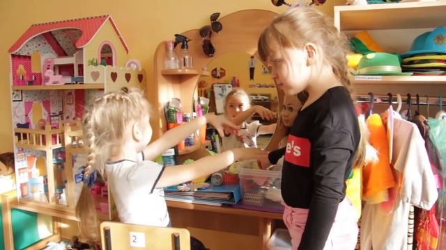 Экскурсия по детскому саду Апельсин смотреть онлайн