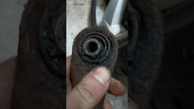 Uneven rubber wear, Ford Kuga 1. Не равномерный износ резины. смотреть онлайн