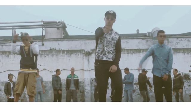 L'MEHDI -9RIB GHATMOT- (official clip) смотреть онлайн