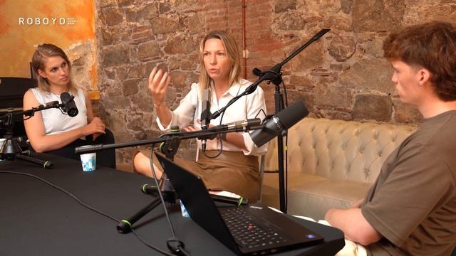 Podcast Teaser - Merging Business Strategy and Tech Innovation - The Ultimate Dynamic Duo смотреть онлайн