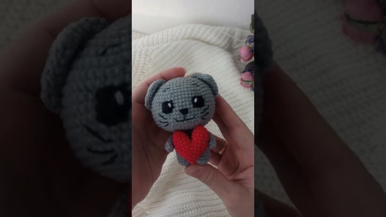 Влюбленный котик к 14 февраля #амигуруми #вязаниедляначинающих #вязание #крючком #вязаныеигрушки смотреть онлайн