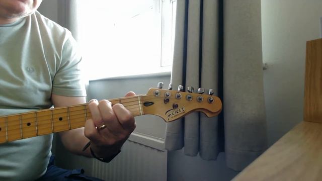 Sweet Child 'o' Mine Chords for beginners смотреть онлайн