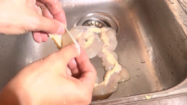 Как очистить тонкую Говяжую Кишку?Приготовим колбаски. How to clean Beef intestines? смотреть онлайн