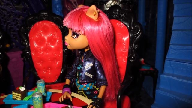 КАК ДЕТИ! ХОУЛИШКА - МАРТЫШКА! Монстер Хай Stop motion + СБОРНИК смотреть онлайн