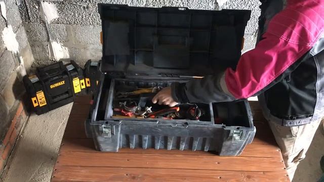 Чемодан IRWIN смотреть онлайн