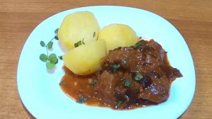 ТУШЕНАЯ ГОВЯДИНА с ЧЕРНОСЛИВОМ. Вкусно приготовить говядину.