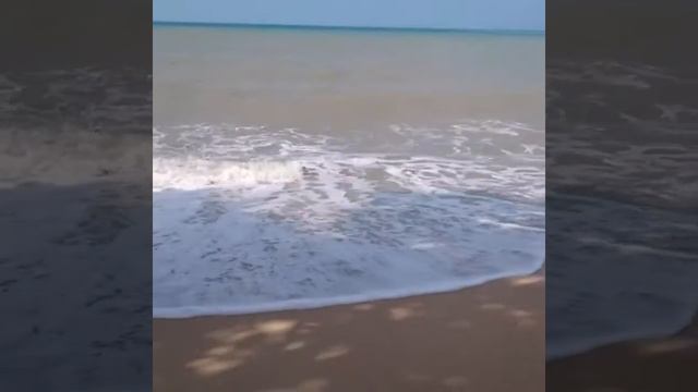 Пляж Маенам Самуи, штормовое море смотреть онлайн