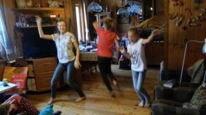 Танец на даче в подарок бабушке на день рождения