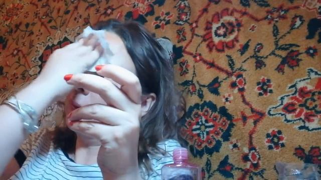Как снять макияж - мецылярной водой и салфетками смотреть онлайн