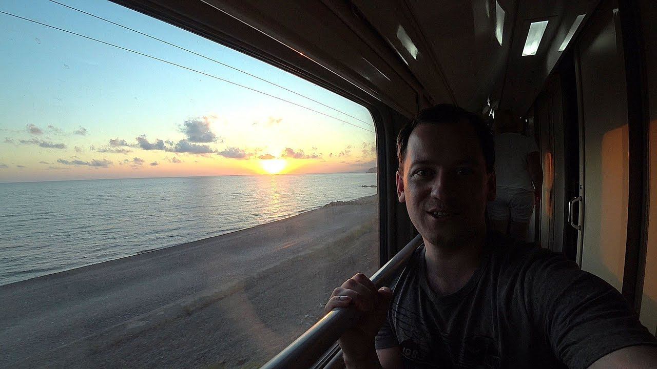 Настоящая Россия из окна вагона поезда путешествие как выглядят двухэтажные поезда Сергей Елисеев