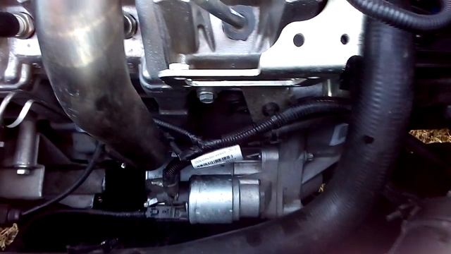 Замена антифриза автомобиля Лада Гранта 2020 (часть 2) без ямы и съёма защиты двигателя.mp4 смотреть онлайн