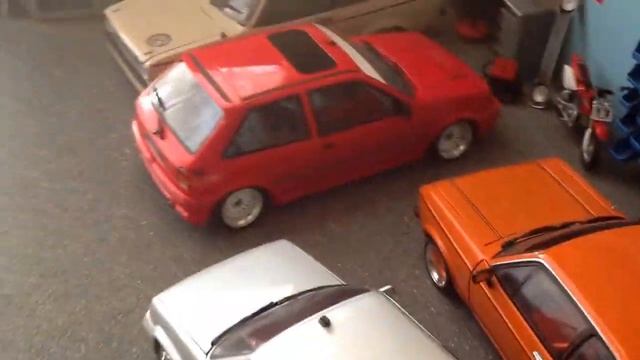 1:18 garage diorama by danger russ custom models follow me on Facebook and Instagram смотреть онлайн