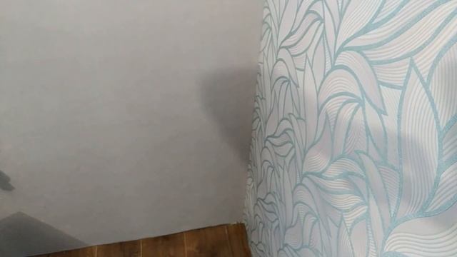 Как правильно подрезать и стыковать разные виды обоев в углу смотреть онлайн