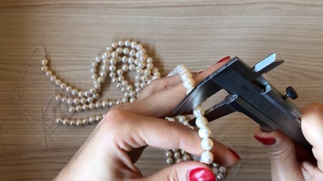Как проверить натуральный жемчуг или нет? Проверка жемчуга. Распаковка. AliExpress. RU Traveler смотреть онлайн