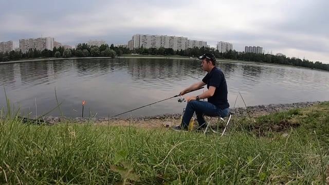 ТАЩУ ЛЕЩА ЗА ХВОСТ. СТРИМ С РЫБАЛКИ. 13.07 ч.1 смотреть онлайн