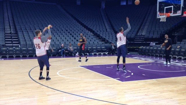 Kyle Korver participates in first shootaround with Cleveland Cavaliers смотреть онлайн
