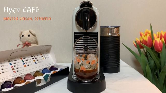 [혠카페] 네스프레소 커피머신 시티즈 & ☕️라떼 만들기 & 우유 거품 많이 & 애착인형 대접하기 & 땡큐 진이 & 하뚜하뚜 смотреть онлайн