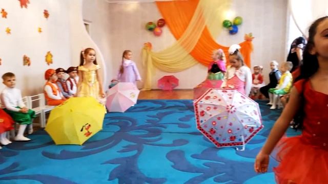 Осенняя Сказка Утренник в Детском Саду или Как Дети Осень Искали. Праздник Осени для Детей 2017. смотреть онлайн