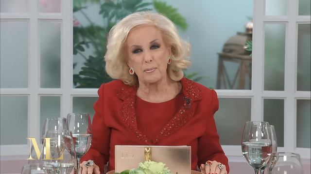 Mirtha recordó un momento incómodo que vivió con Carlos Monzón y Susana Giménez смотреть онлайн