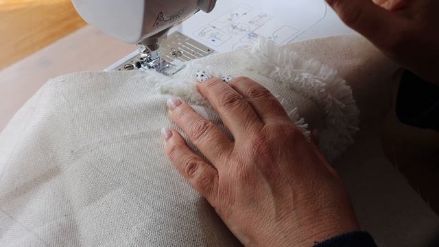 Ко мне уже очередь выстроилась за этими наволочками. Оно и понятно, просто и красиво смотреть онлайн