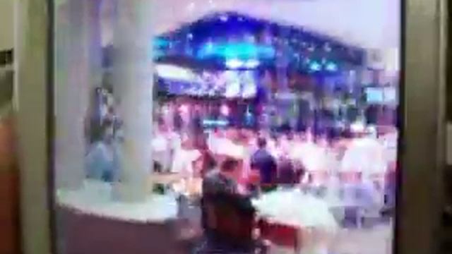 Две тысячи дюймов на экране мобильного телефона смотреть онлайн