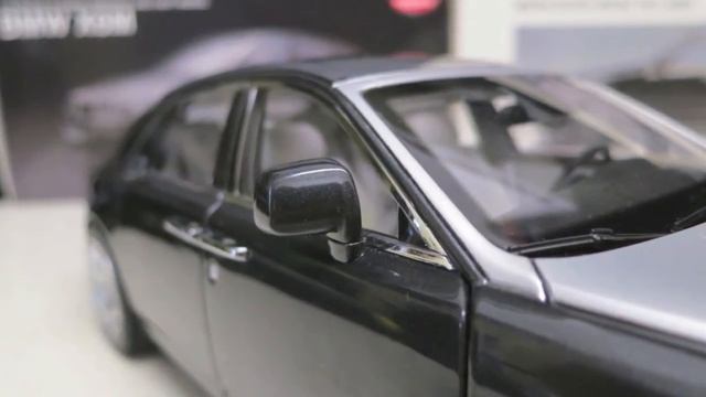 1:18 Kyosho Rolls Royce Ghost Diecast Full Review смотреть онлайн