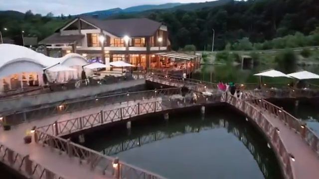 Отдых в «Верхних Голубых Озёрах» смотреть онлайн