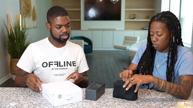 Sending My Best Friend on a $1500 Tech Shopping Spree! смотреть онлайн