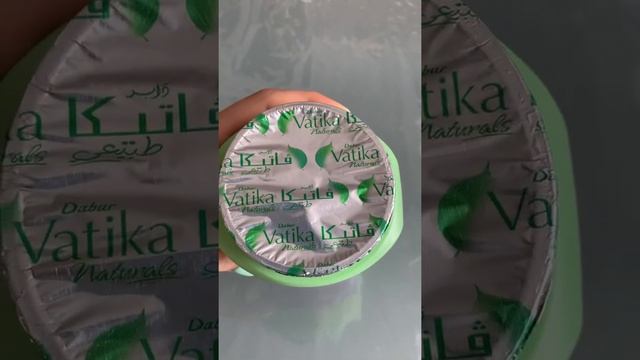 Маска для волос Dabur Vatika Honey & Egg смотреть онлайн