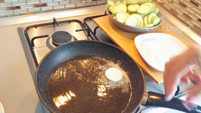 Как просто и быстро пожарить кабачки / Delicious zucchini смотреть онлайн