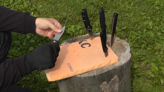 Тест ножей с кнопочными замками Button-Lock смотреть онлайн