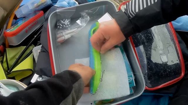 Рыбалка в лодке на Вятке с .Истобенск , и встреча с Максом в Донаурово. смотреть онлайн