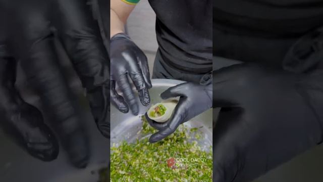 The BEST STREET FOODS. CHITIR CHITIR GREEN SAMOSA Uzbek GIANT FOOD FACTORY. смотреть онлайн