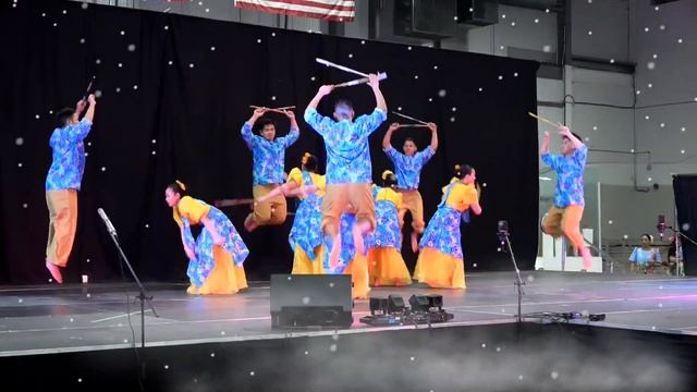 Sakuting: Philippines Traditional Cultural Dance/Filipino Folk Dance; Toronto, Carassauga 2019 смотреть онлайн