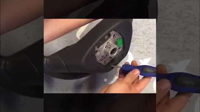 How to disassemble the steering wheel airbag Chevrolet Cruze 2010. - Dr.VOLANTY смотреть онлайн